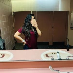 Meet your Posher, Crystal